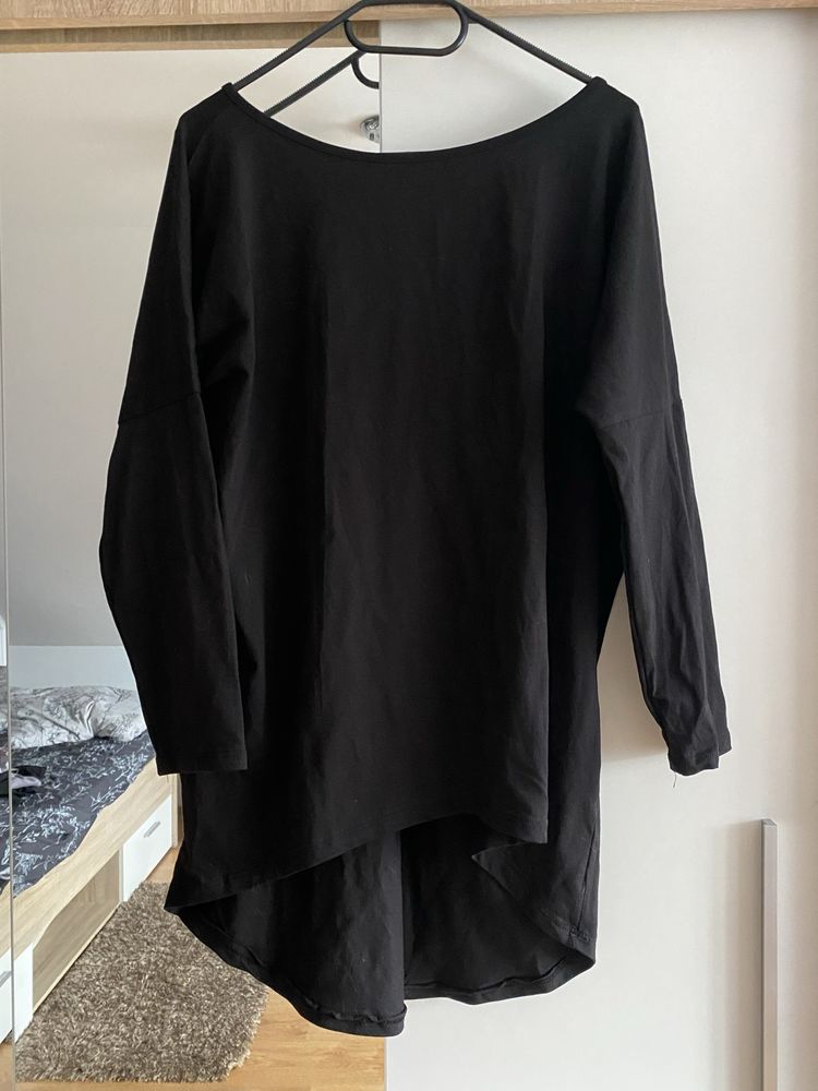 Czarna tunika 4XL ze zlotymi serduszkami i lancuszkiem