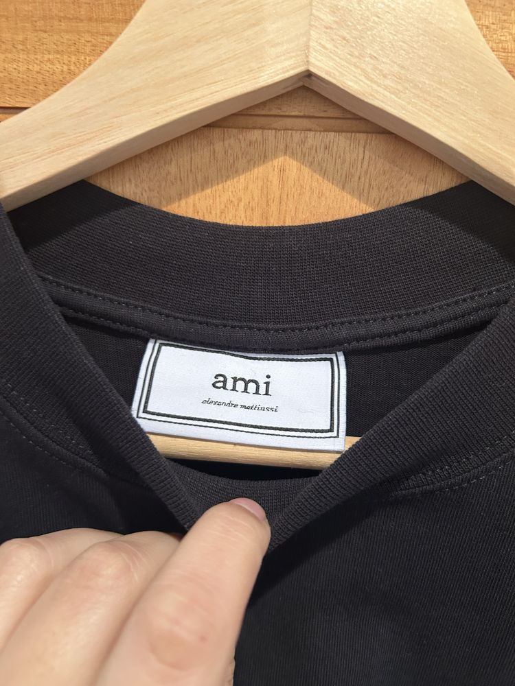 Vendo T-shirt AMI