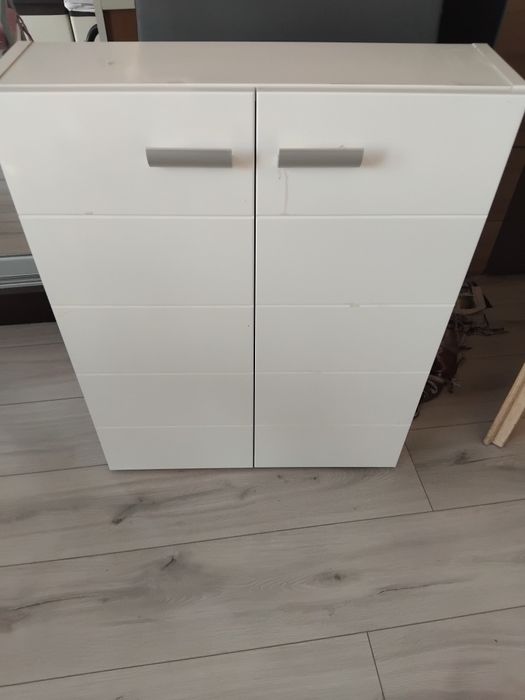 Szafka lazienkowa  75x60x17