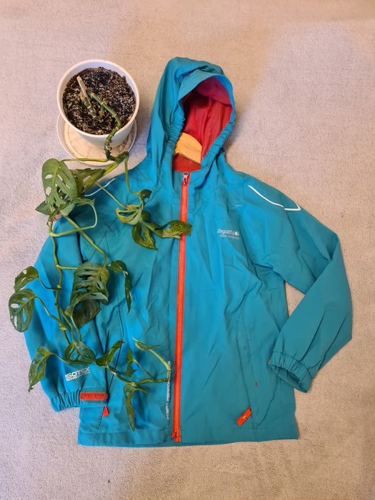 Regatta kurtka przeciwdeszczowa 116 (5–6 lat) + szalik GRATIS