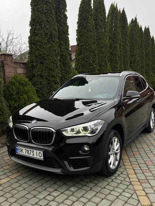 BMW x1 2019 року