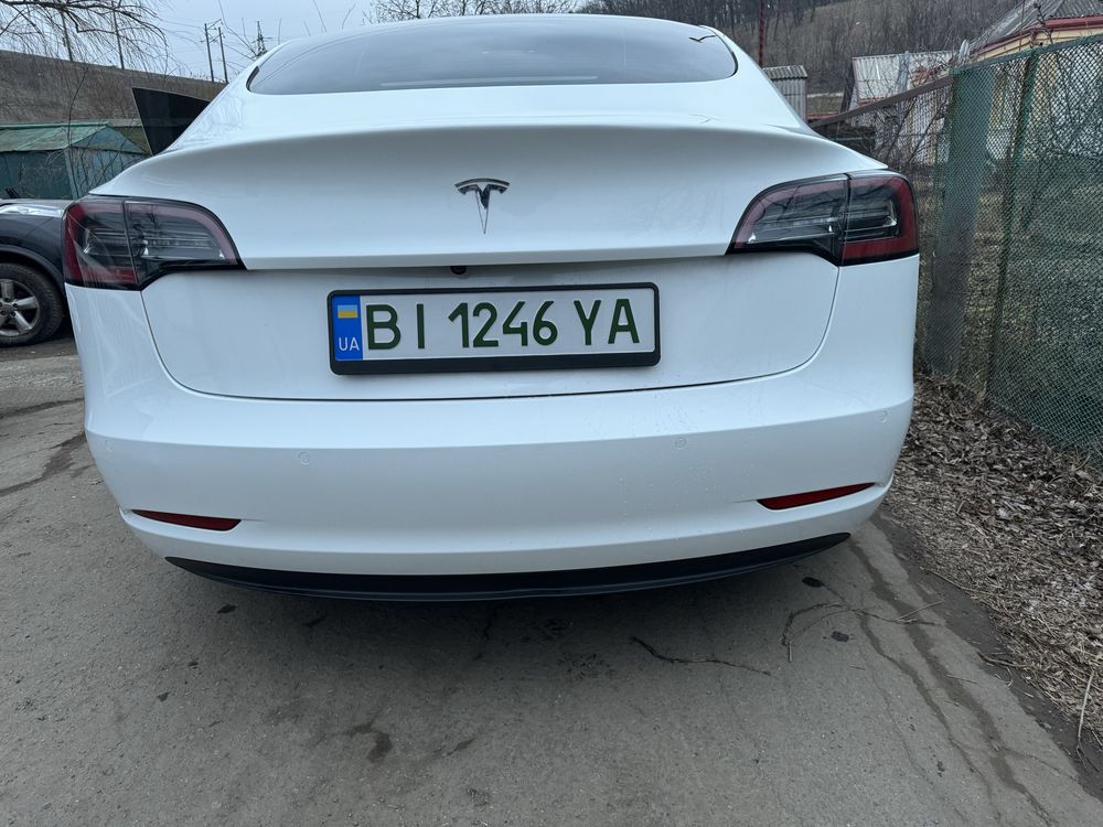 Tesla model 3 dual motor 2022