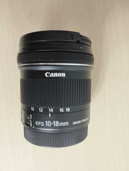 Canon EF - S 10 - 18mm