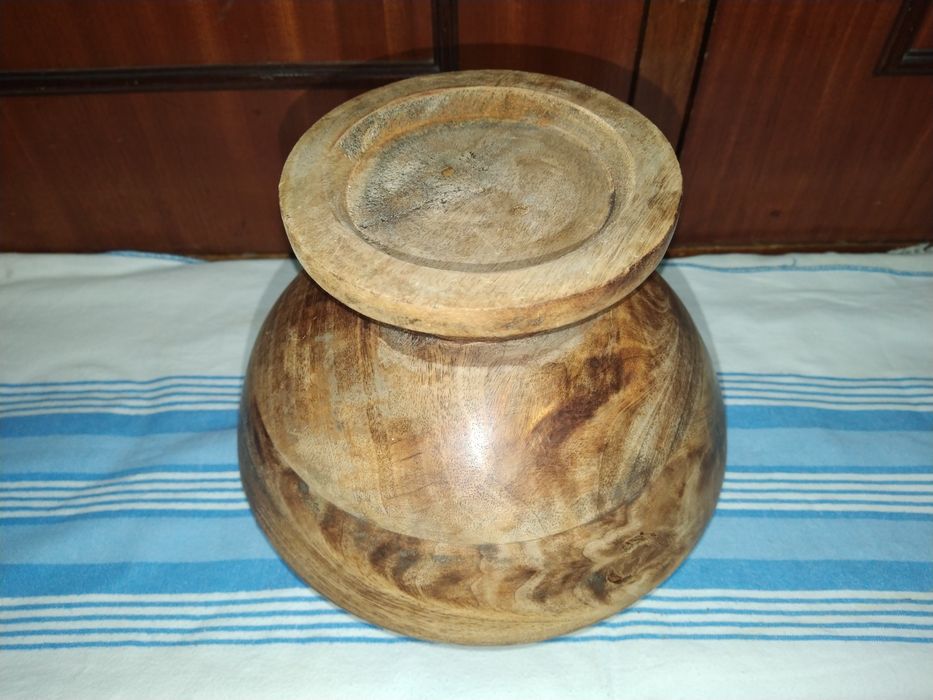 Jarro jarra em madeira de teca torneado e talhado decoração casa.