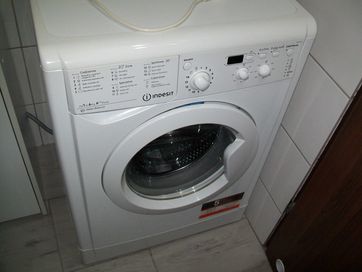 pralka INDESIT 61052 C ECO PL używana 4 letnia Czerwonak