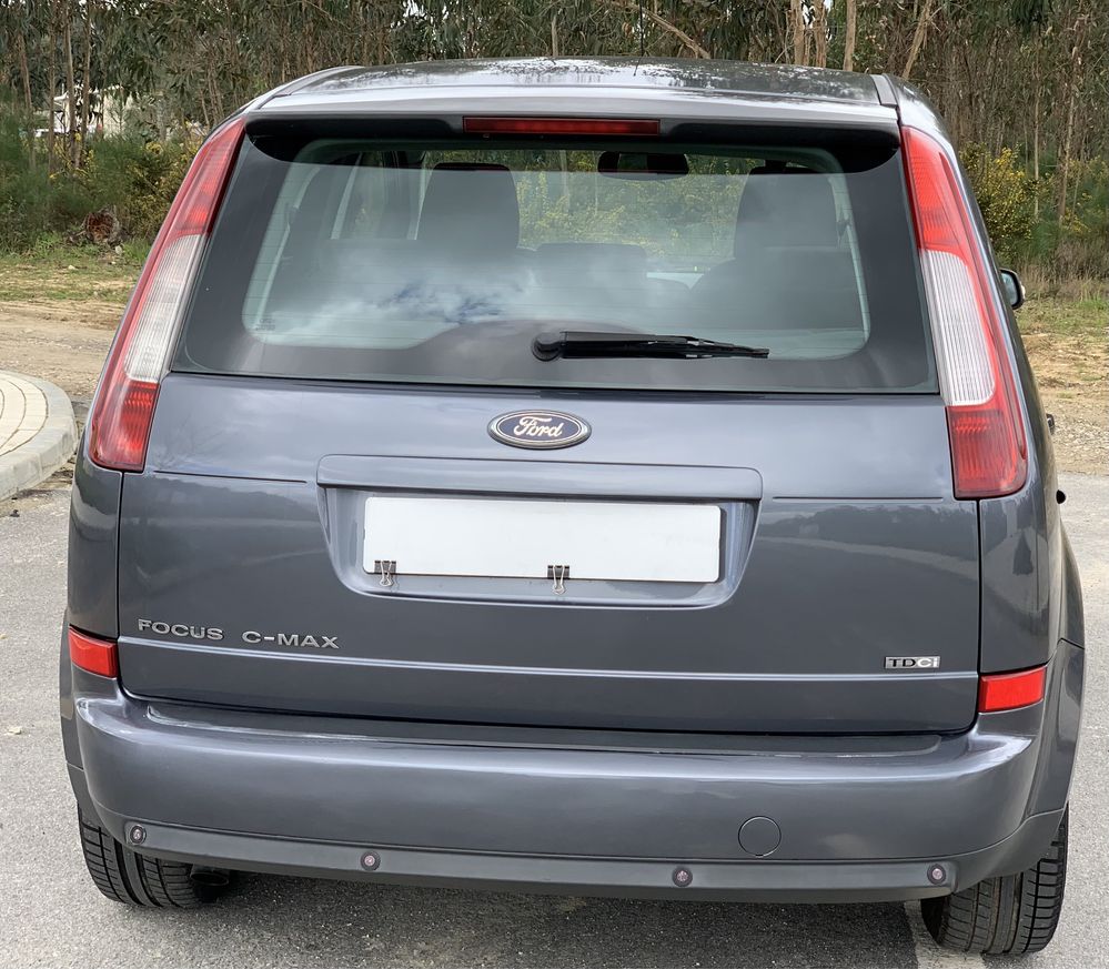 Ford Focus C-Max versão Ghia 110cv