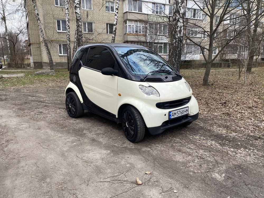 Smart 450 2004 года  0,7 бензин