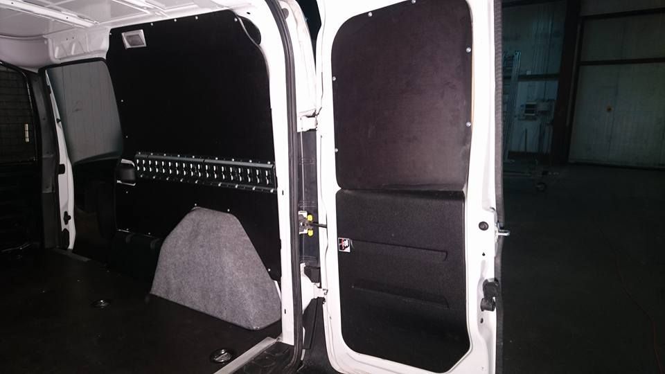 Zabudowa auta dostawczego Fiat Doblo L2H1