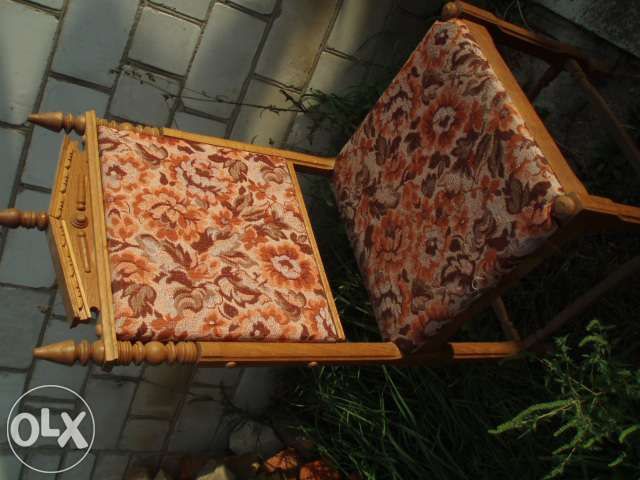 Продам стулья (Ретро)дубовые СССР,ручная работа,резьба 1960г.в.Обмен.