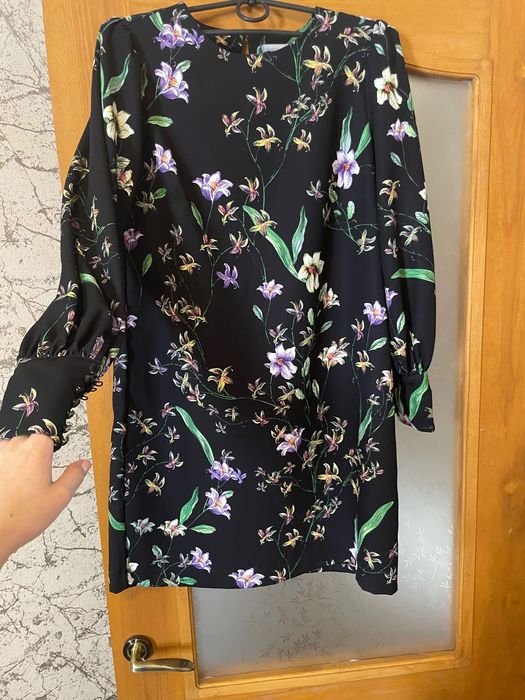 Плаття H&M, в гарному стані.