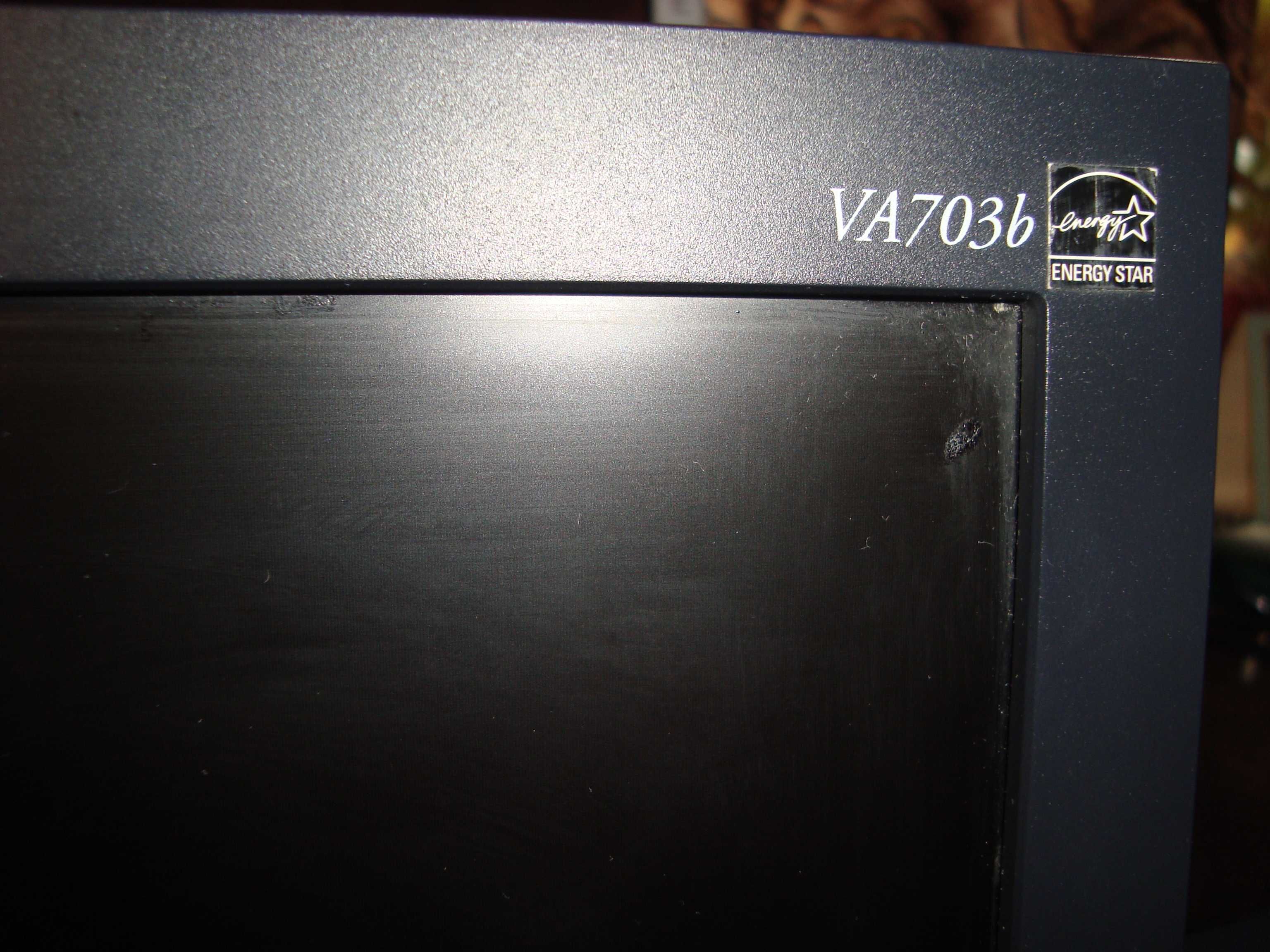 Монитор ViewSonic VA703b 43см/17" не рабочий.