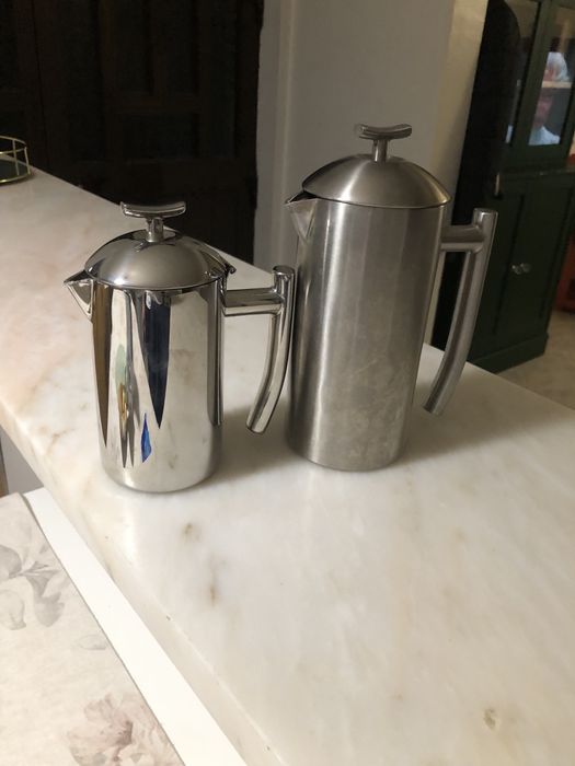 Jarra de café   e chaleira  em aço inox antiguidade