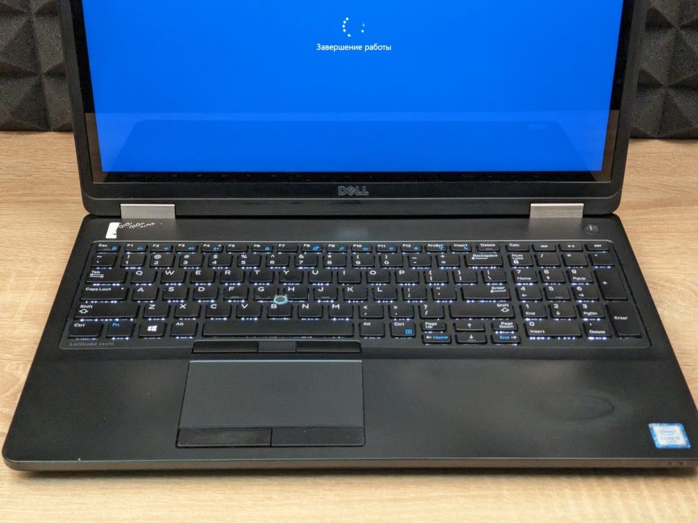 Ноутбук Dell 5570 15.6 i5 6200u 8/128ssd Full hd touch