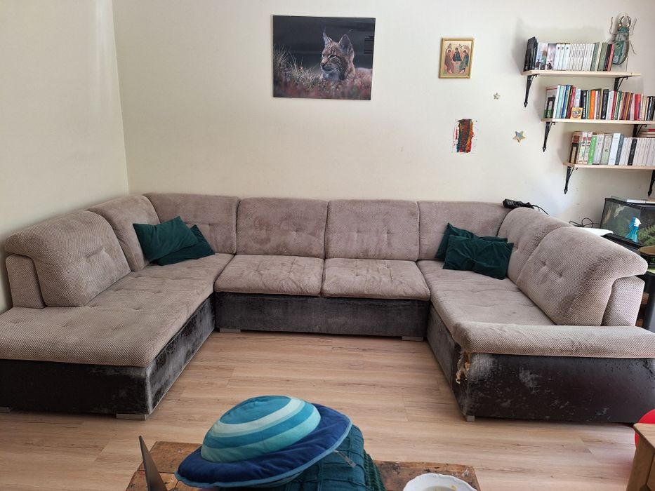 Oddam dużą i wygodną kanapę