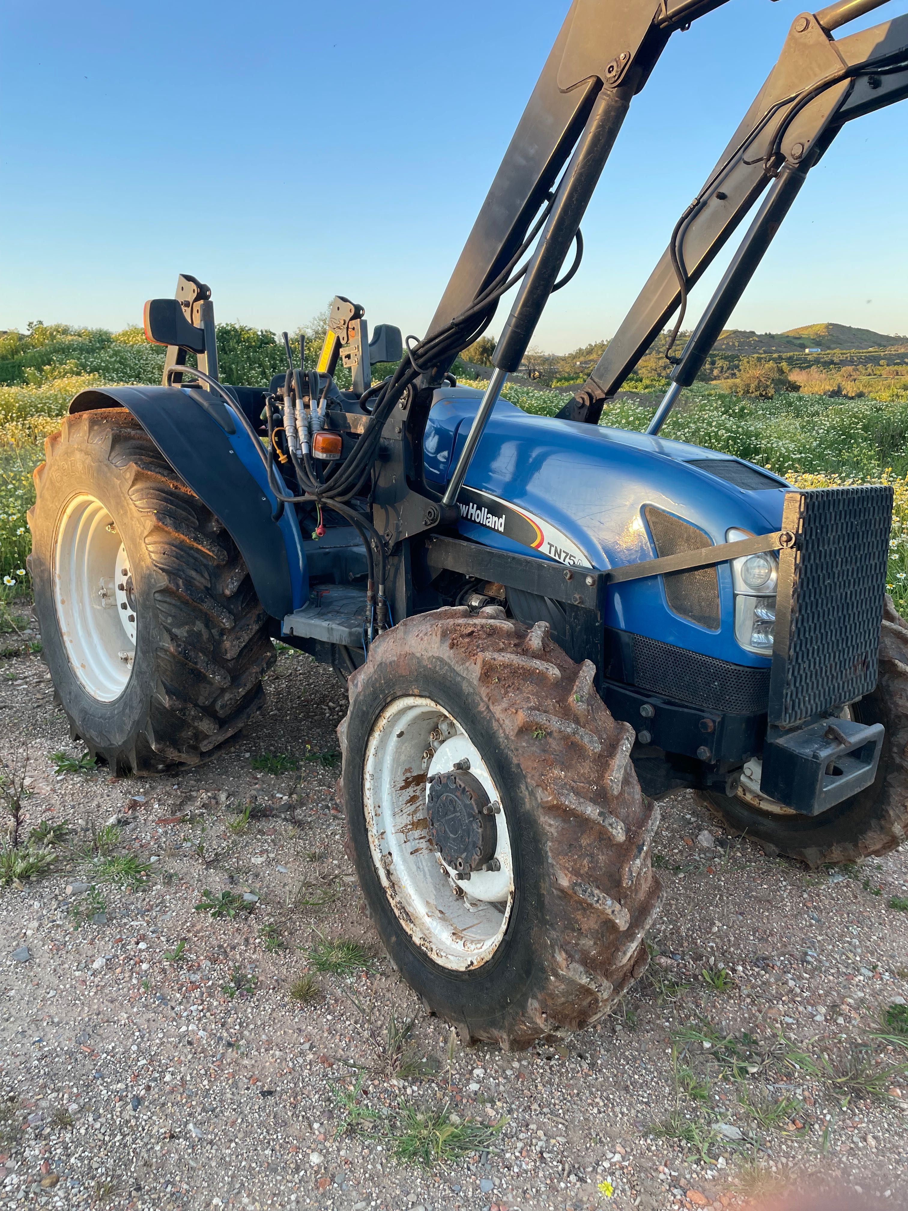 New holland tn75