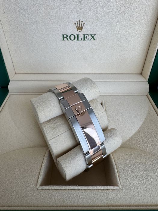Rolex GMT-Master II Rootbeer (126711CHNR)