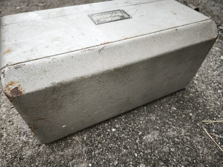 Військовий радіоприймач Р-113. Не розбирав. На роботу не перевіряв.