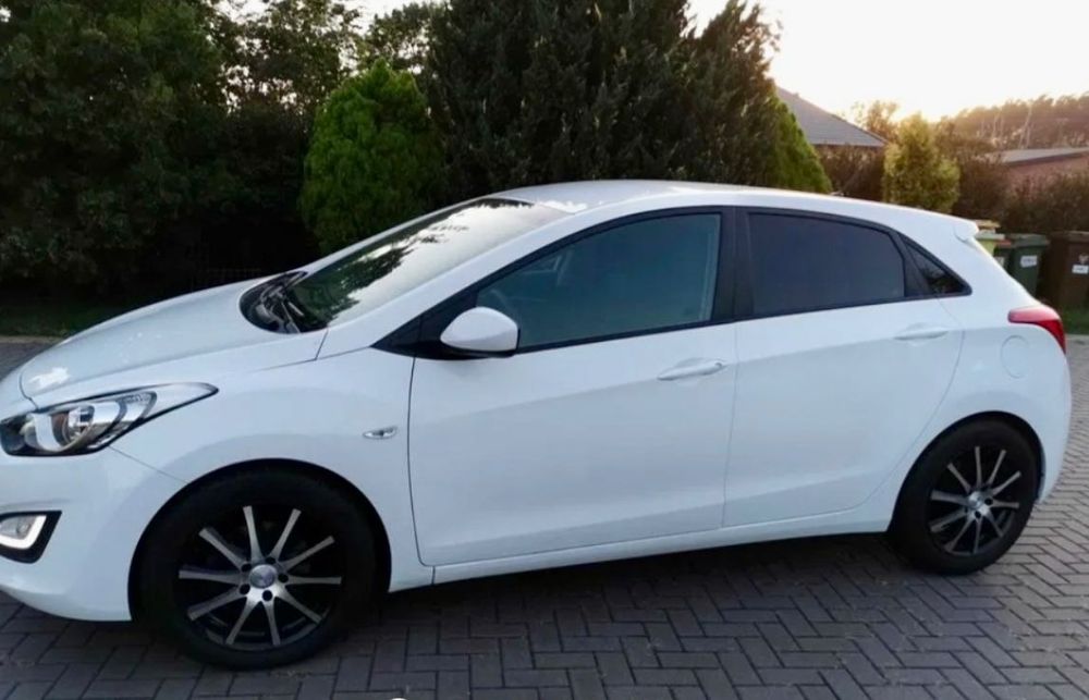 Sprzedam Hyunday i30 rok produkcji 2017