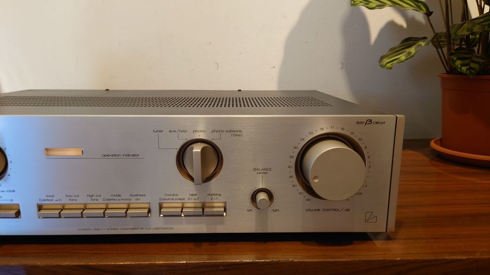 Luxman L210 wzmacniacz stereo, vintage lata 80te