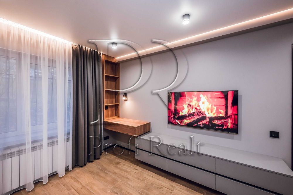 БЕЗ КОМІСІЇ! Продаж 1к кв з Дизайнерським ремонтом за 7 хв до м.Сирець