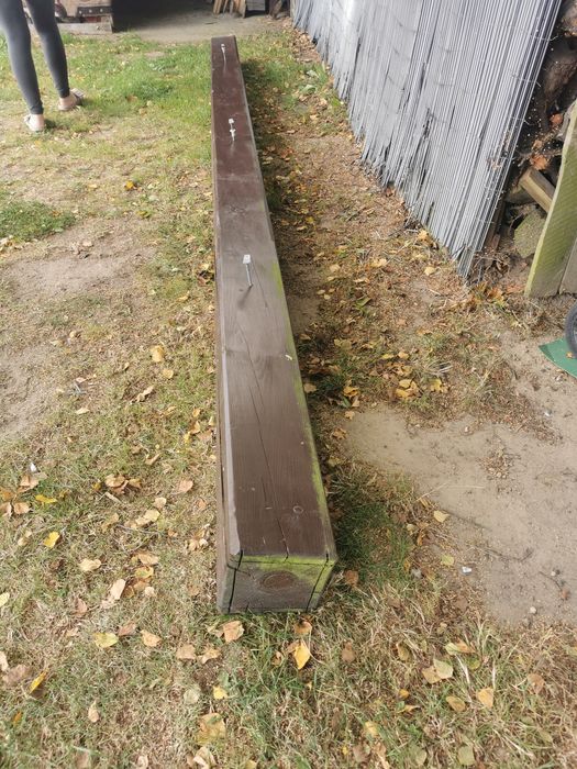 Belka z litego drewna