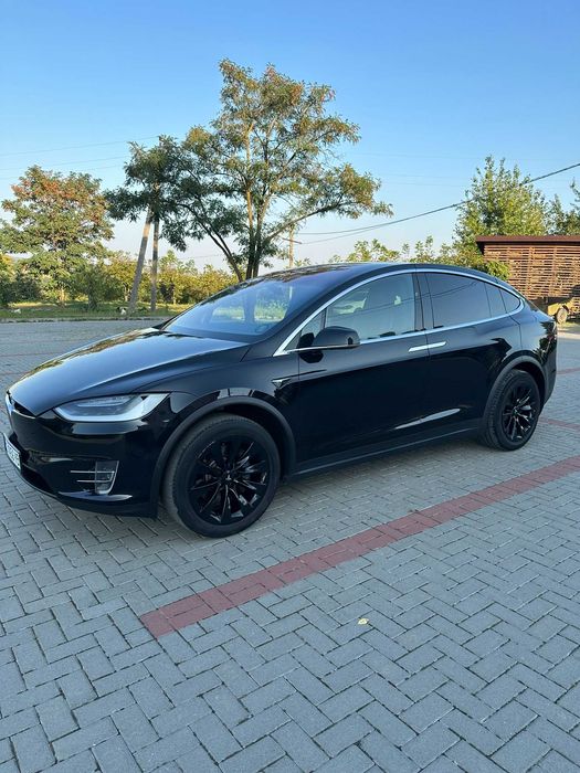 Tesla Model X Dual Motor 2017 Європа