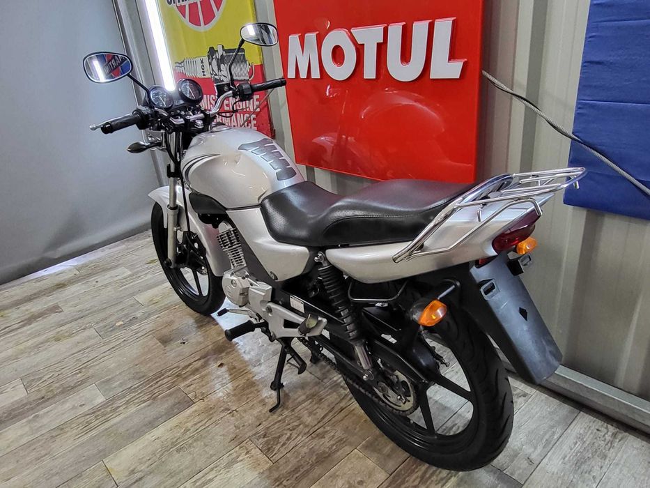 Yamaha YBR125 wtrysk na B z Niemiec RATY