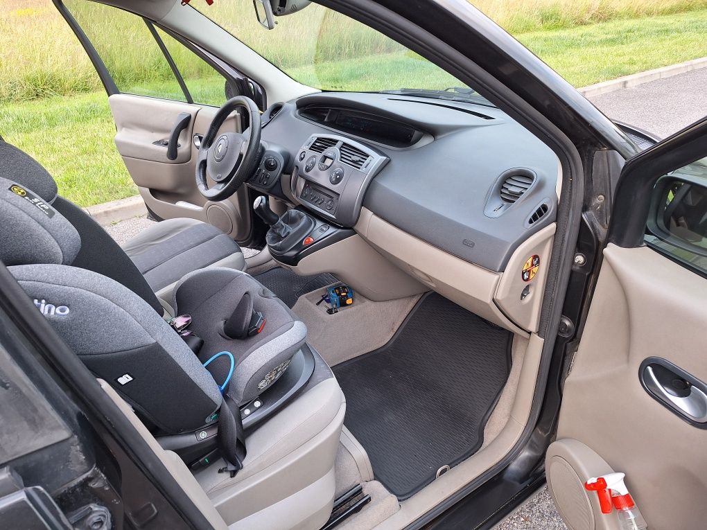 Renaultbscenic 1,6 16v 2005r