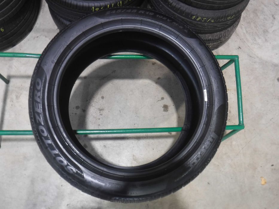 2xOpony 245/45/R19 RunFlat Zimowe Pirelli SottoZero* 5,5mm