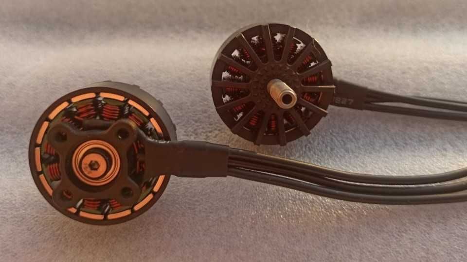 Набір двигунів 2807 1300KV для дронів 7-8 дюймів