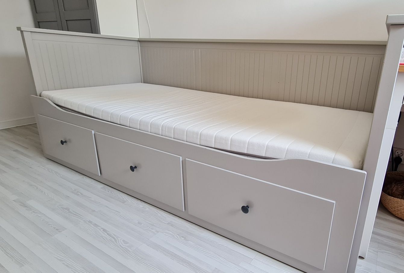 Ikea hemnes łóżko