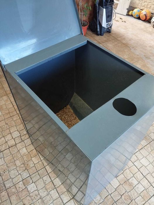 Depósito de Pellets 150L – Chapa Lacada – Excelente Estado