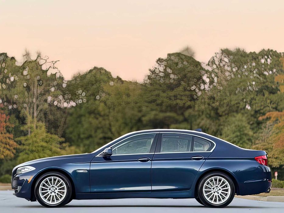 BMW 5 Series      2013