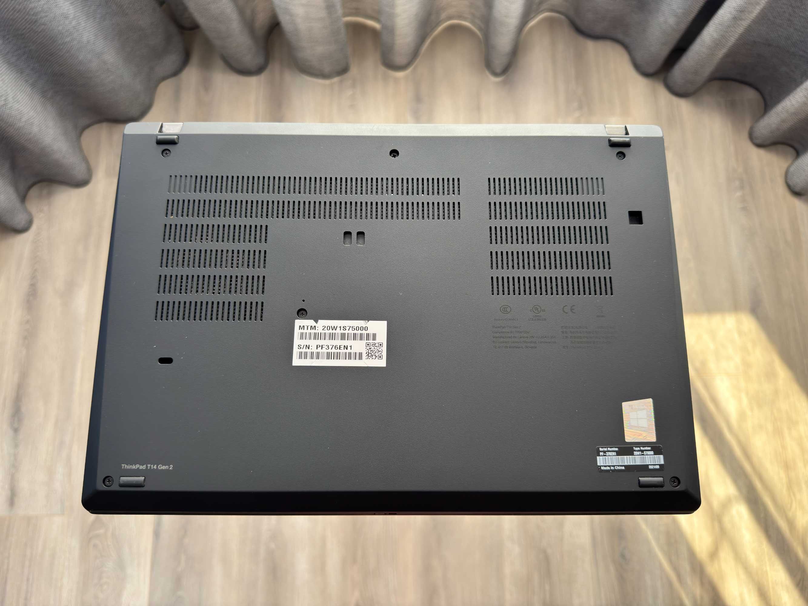 Ноутбук Lenovo ThinkPad T14 | i5-1145G7 MX 450 | 16/512 | 4K IPS