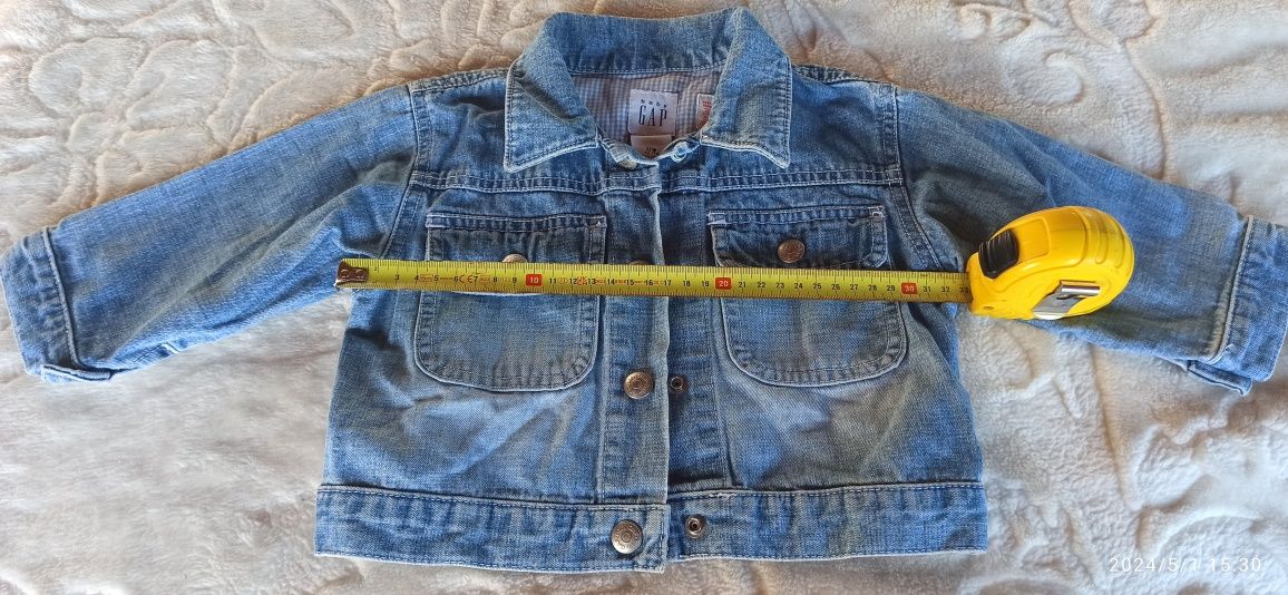 Kurtka jeansowa GAP wiek 1- 1,5 roku tanio