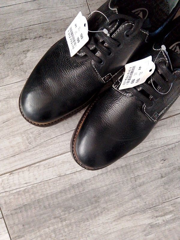 Czarne buty wizytowe AM Shoe Company rozmiar 41 Deichmann