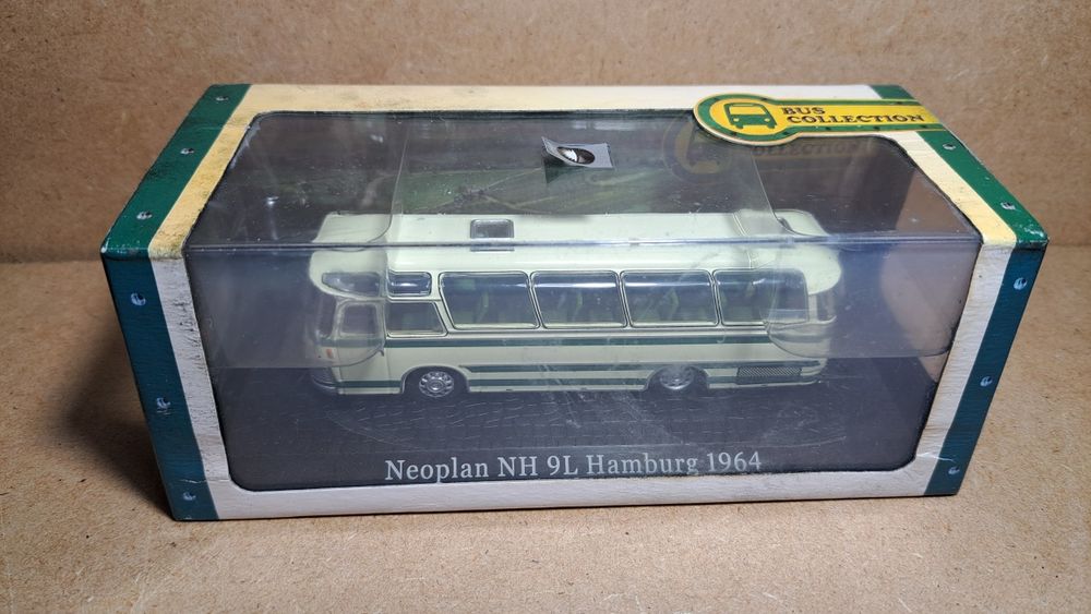 Atlas Bus Collection Neoplan NH 9L Hamburg 1964 1:72