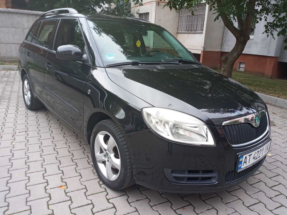 Продам Шкоду Фабію.