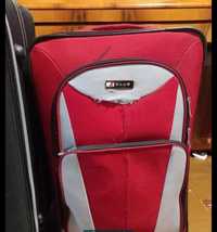 Продам 1 валізу червону, 650грн