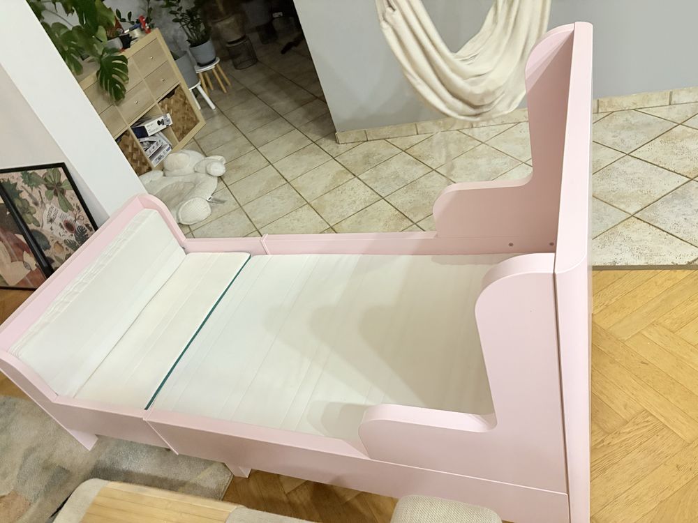 Łóżko dziecięce Ikea Busunge materac w cenie jak nowe.