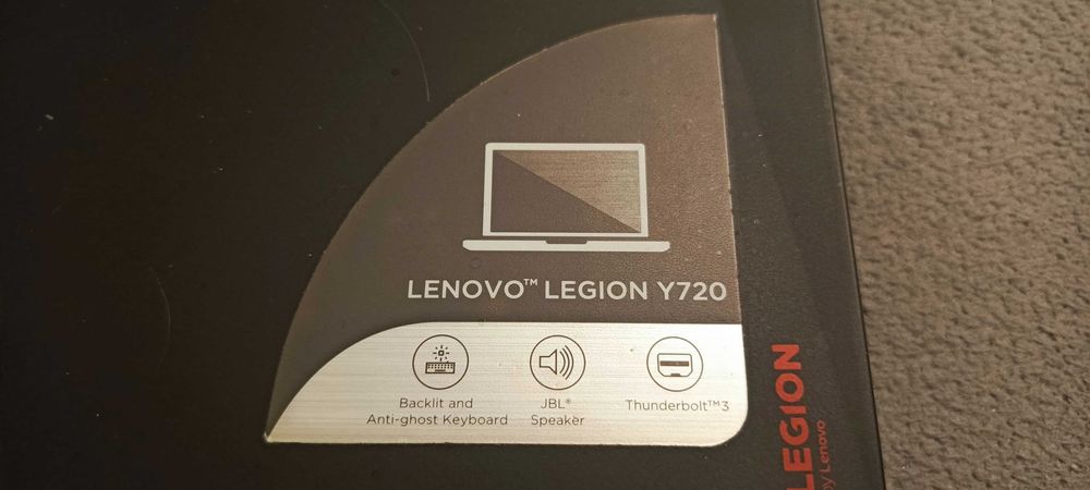 Lenovo Legion Y720-15 i7-7700HQ/8GB/1000 GTX1060 UHD