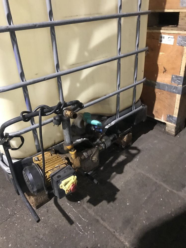 Mauzer zbiornik 1000l na paliwo z pompa pistoltem do tankowania