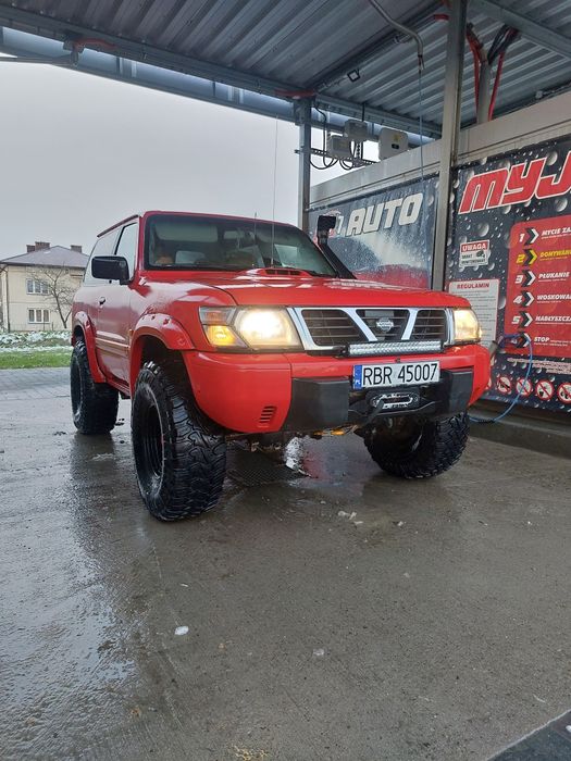 Nissan Patrol y61