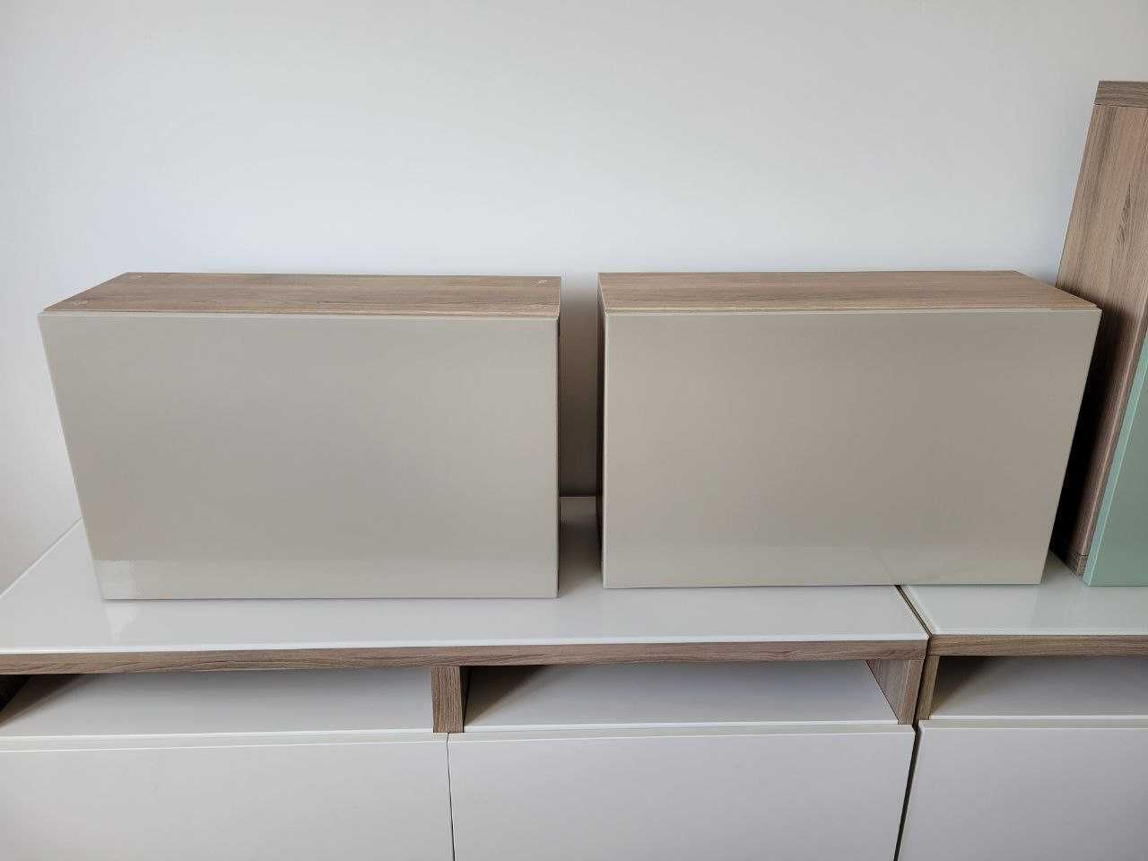 Estantes com portas BESTA IKEA quase novos