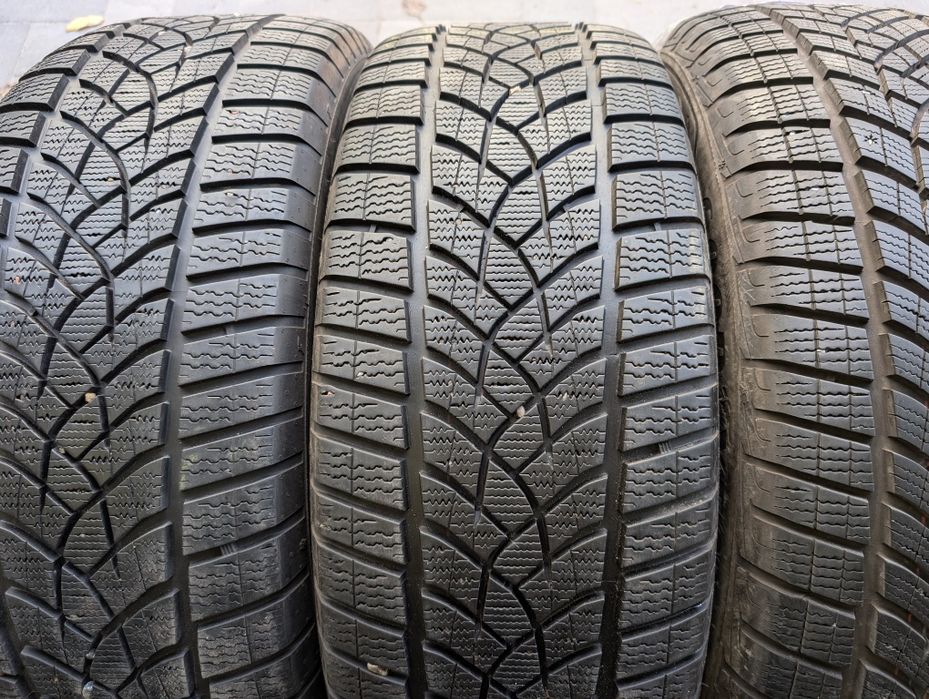 Зимняя резина 235/55 R19 Goodyear Ultragrip