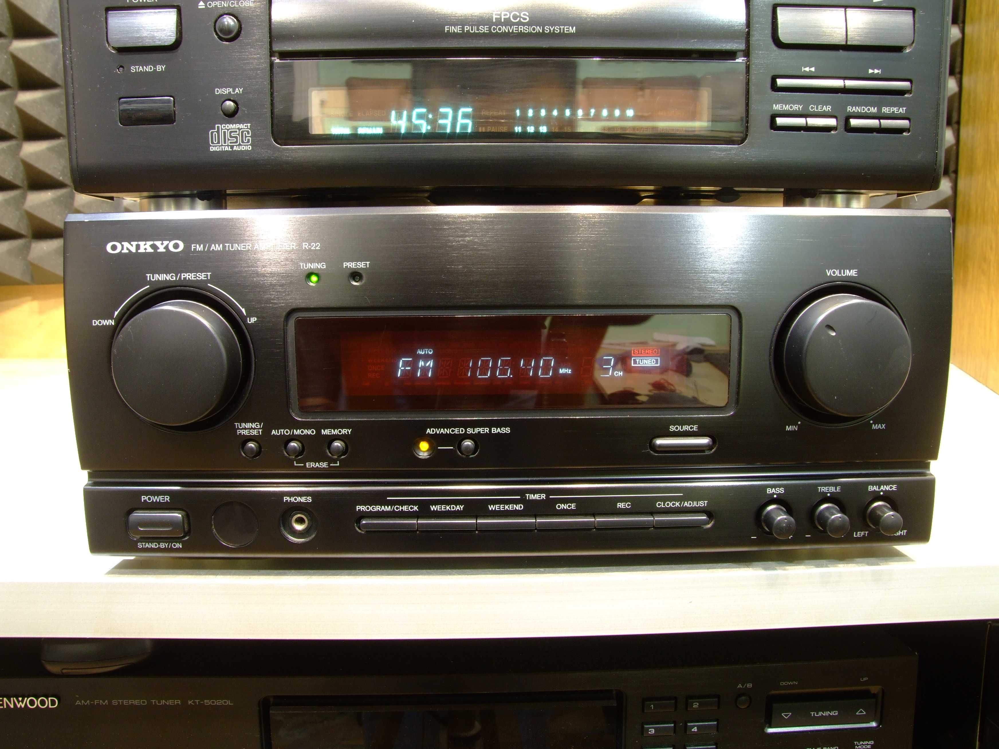 Ресівер Onkyo R-22 + CD Onkyo C-711. Разом або окремо. Без передплати