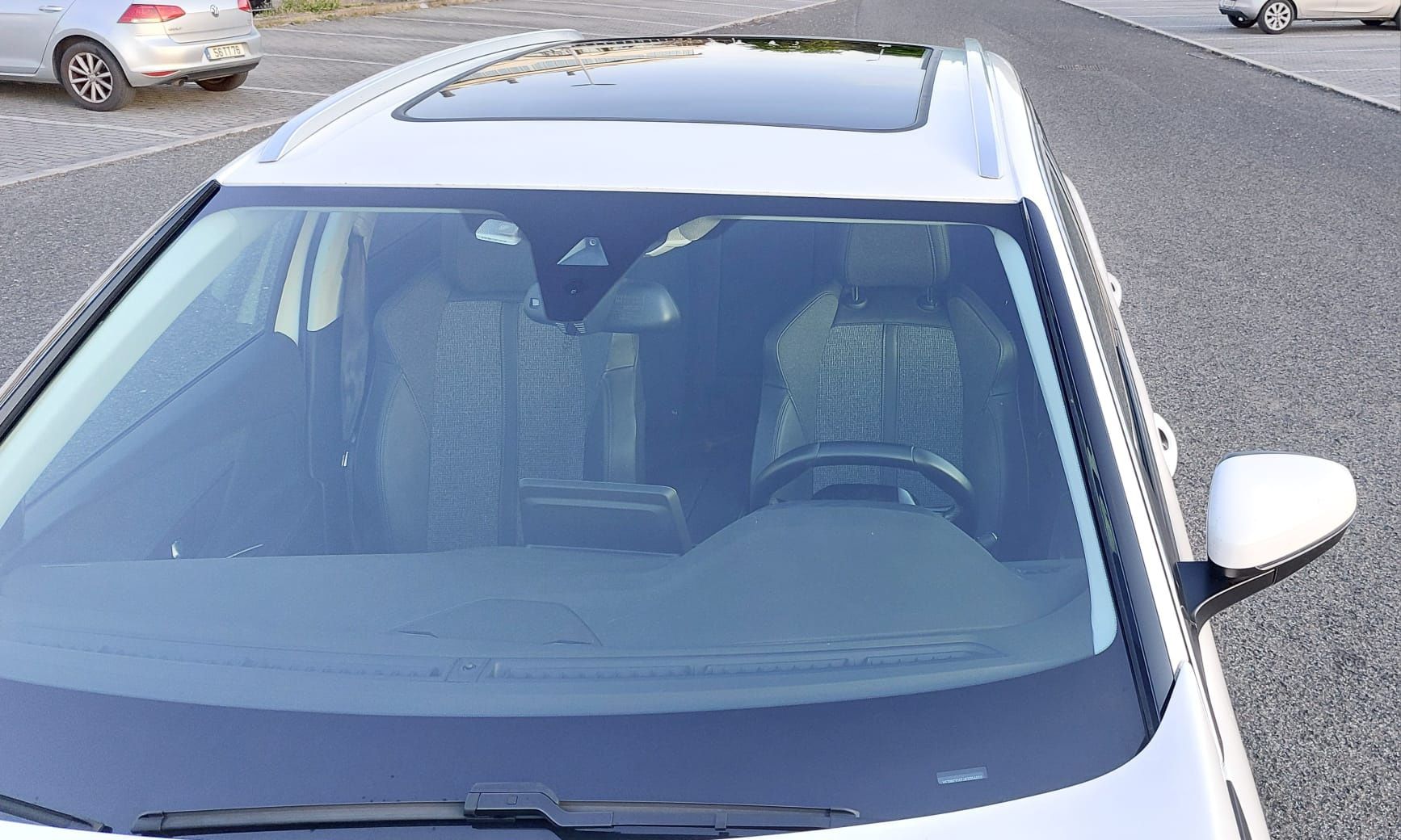 Oportunidade:  Peugeot 3008 apenas 52.500 km