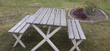 Stół ogrodowy plus ławki