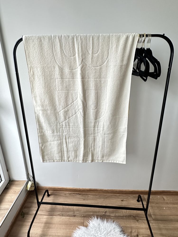 Ręcznik YSL Libre Yves Saint Laurent duży