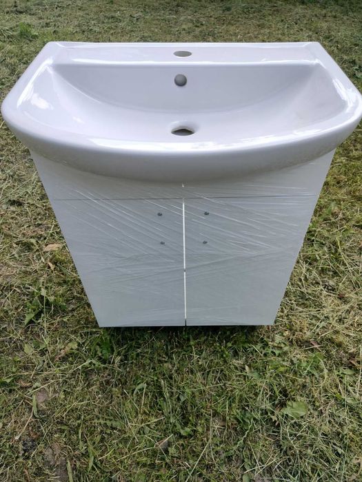 Уывальник с тумбой ДСП 60 см.